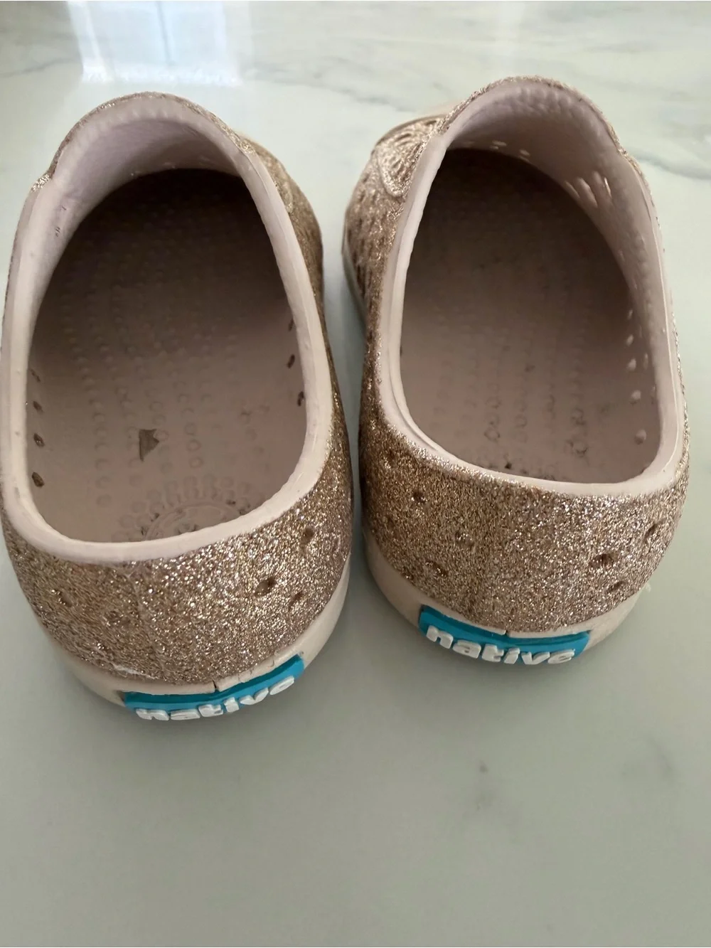 Native gold cream